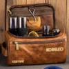 OUFALB0819KEZ.1.2LeatherToiletry_.webp
